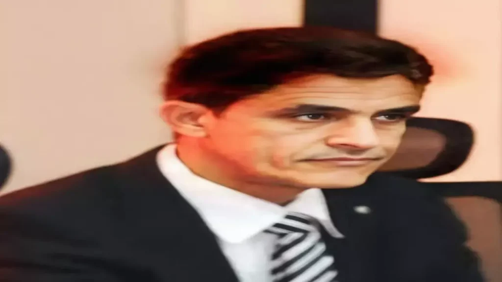 قرار جمهوري مرتقب.. تعيين محافظ جديد لعدن يثير تساؤلات حول مستقبل المدينة ونبض الشارع